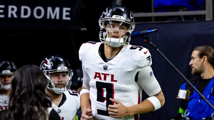 Jan 7, 2024; New Orleans, Louisiana, USA; Atlanta Falcons quarterback Desmond Ridder (9) during warmups against the New Orleans Saints at Caesars Superdome. Mandatory Credit: Stephen Lew-Imagn Images Jan 7, 2024; New Orleans, Louisiana, USA; Atlanta Falcons quarterback Desmond Ridder (9) during warmups against the New Orleans Saints at Caesars Superdome. Mandatory Credit: Stephen Lew-Imagn Images
