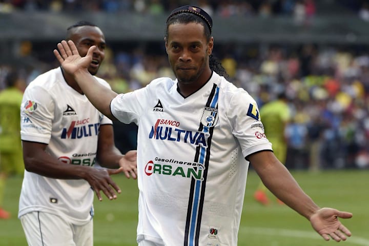 โรนัลดินโญ