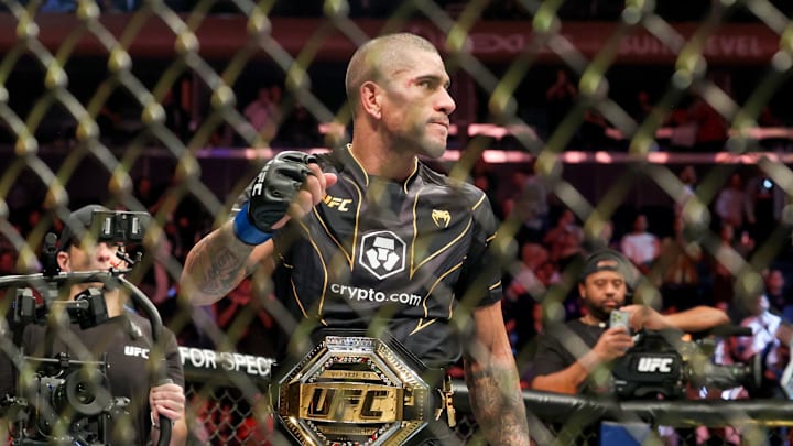Nov 12, 2022; New York, NY, USA; Alex Pereira defeats Israel Adesanya during UFC 281 at Madison