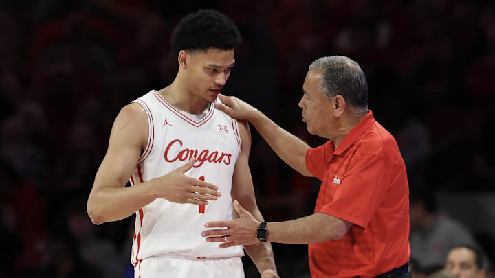 Feb 4, 2026; Houston, Texas, USA; Houston Cougars head coach Kelvin Sampson talks to guard Isiah Harwell (1) in the second half against the UCF Knights at Fertitta Center. Mandatory Credit: Thomas Shea-Imagn Images Feb 4, 2026; Houston, Texas, USA; Houston Cougars head coach Kelvin Sampson talks to guard Isiah Harwell (1) in the second half against the UCF Knights at Fertitta Center. Mandatory Credit: Thomas Shea-Imagn Images