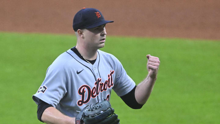 Sep 23, 2025; Cleveland, Ohio, USA; Detroit Tigers starting pitcher Tarik Skubal (29) celebrates at the end of the first inning against the Cleveland Guardians at Progressive Field. Mandatory Credit: David Richard-Imagn Images Sep 23, 2025; Cleveland, Ohio, USA; Detroit Tigers starting pitcher Tarik Skubal (29) celebrates at the end of the first inning against the Cleveland Guardians at Progressive Field. Mandatory Credit: David Richard-Imagn Images