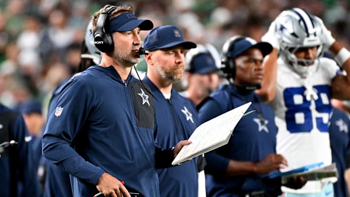 Sep 4, 2025; Philadelphia, Pennsylvania, USA; Dallas Cowboys head coach Brian Schottenheimer against the Philadelphia Eagles at Lincoln Financial Field. Mandatory Credit: Eric Hartline-Imagn Images
