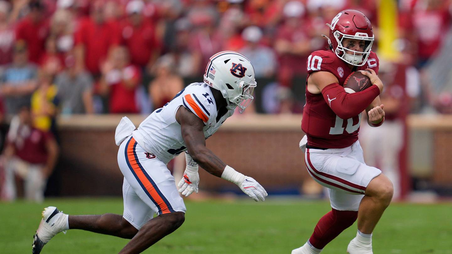 Auburn Football Linebacker Group Ranked Top-Three in the SEC