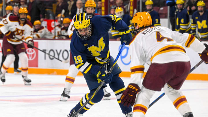 COLLEGE HOCKEY: JAN 16 Michigan at Minnesota