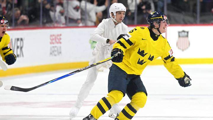 Jan 5, 2026; St. Paul, Minnesota, USA; Sweden forward Ivar Stenberg (15) celebrates his empty-net goal against Czechia during the third period in the final of the 2026 IIHF World Junior Championship ice hockey tournament at Grand Casino Arena. Jan 5, 2026; St. Paul, Minnesota, USA; Sweden forward Ivar Stenberg (15) celebrates his empty-net goal against Czechia during the third period in the final of the 2026 IIHF World Junior Championship ice hockey tournament at Grand Casino Arena.
