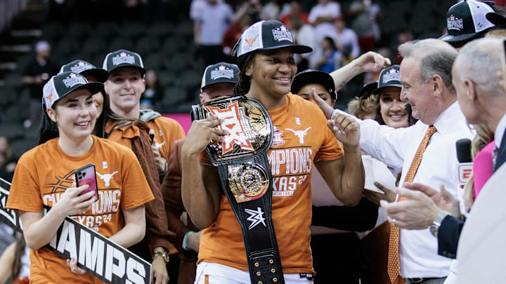 Madison Booker, Texas women's basketball