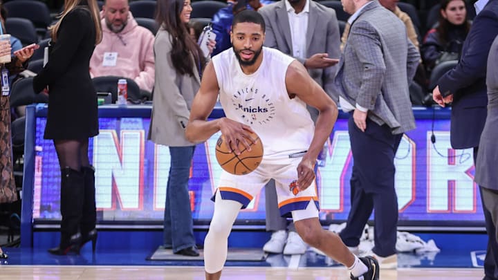 Feb 8, 2025; New York, New York, USA;  New York Knicks forward Mikal Bridges (25) warms up prior to the game against the Boston Celtics at Madison Square Garden. Mandatory Credit: Wendell Cruz-Imagn Images