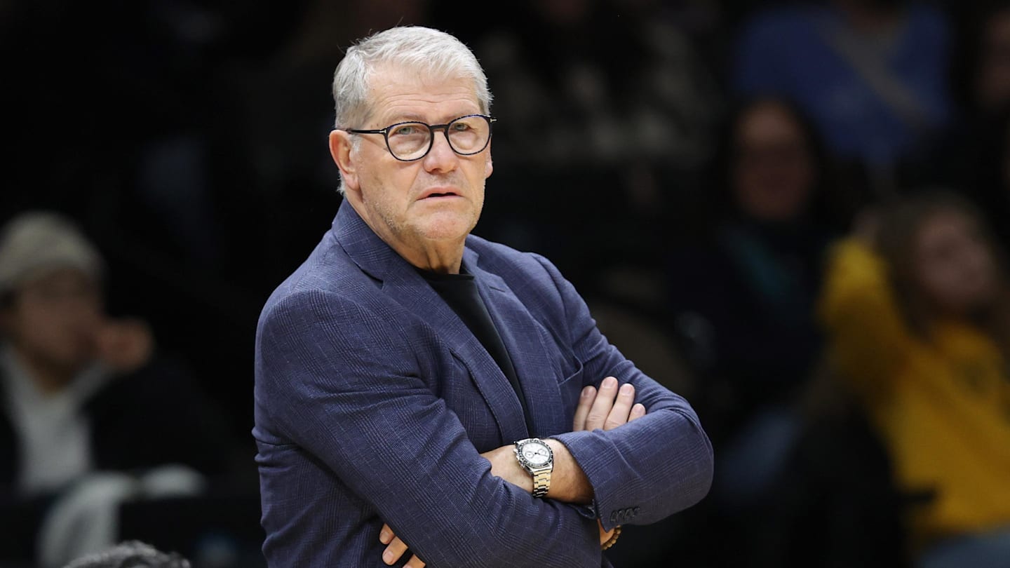 Geno Auriemma Shares His Take on Unrivaled