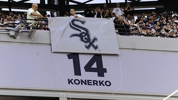 El numero de Paul Konerko fue retirado por los White Sox en 2015 