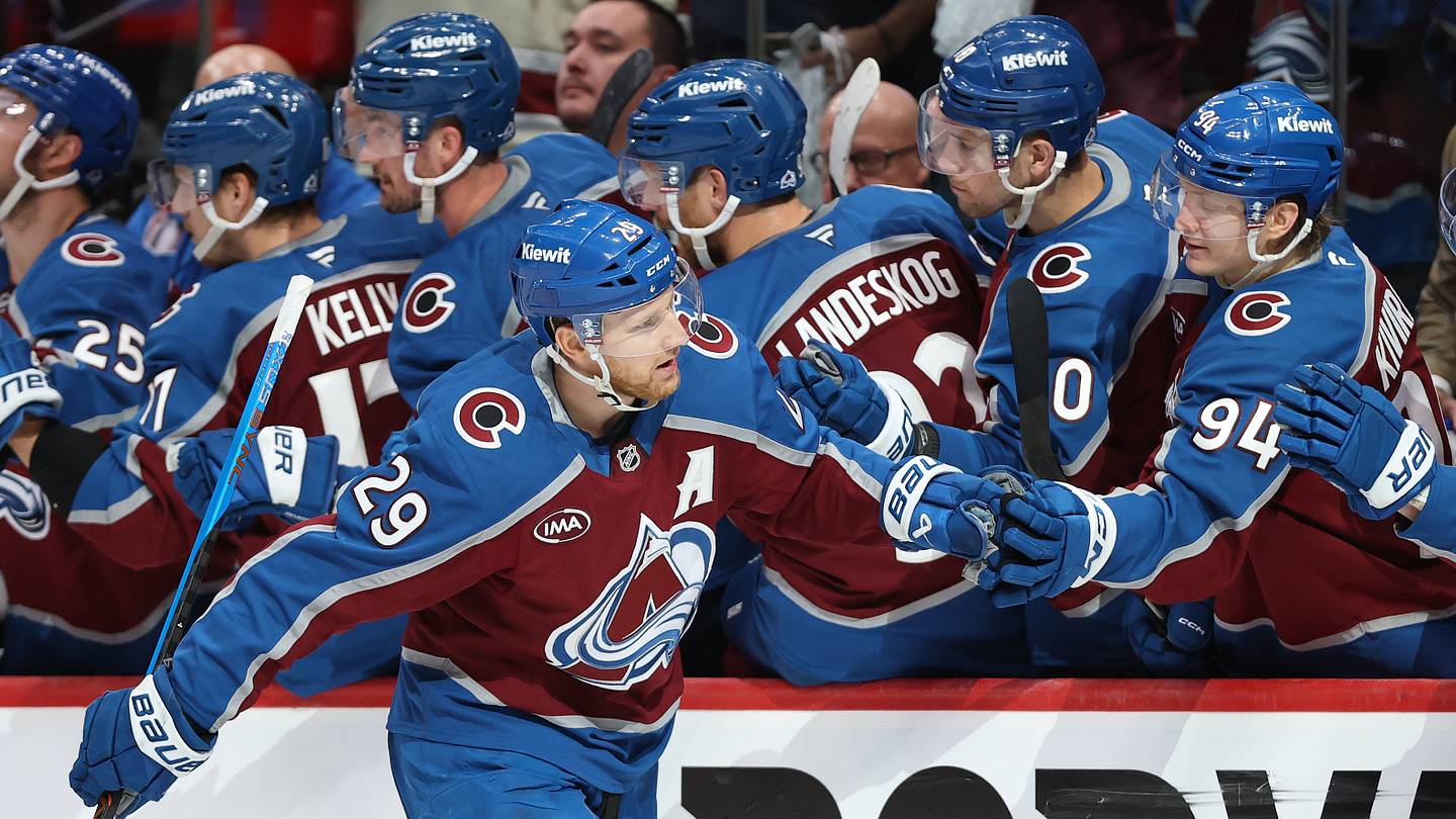 Avalanche Seek Turnaround After Four Straight Losses