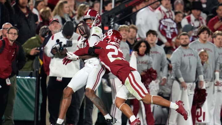 Oklahoma defensive back Eli Bowen