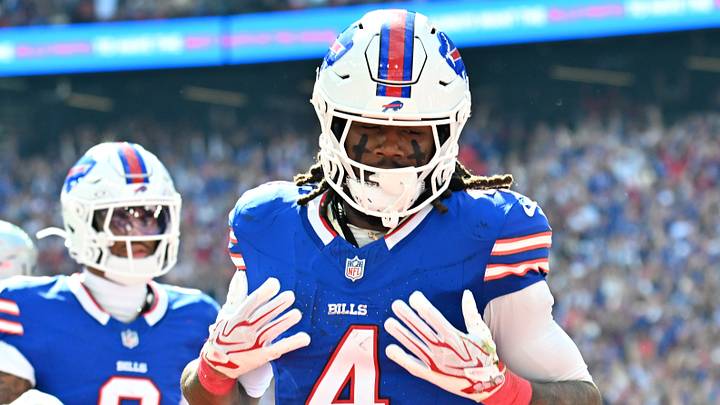 Oct 4, 2026; Orchard Park, New York, USA; Buffalo Bills running back James Cook #4 celebrates after scoring a touchdown during the second quarter against the New England Patriots Oct 4, 2026; Orchard Park, New York, USA; Buffalo Bills running back James Cook #4 celebrates after scoring a touchdown during the second quarter against the New England Patriots