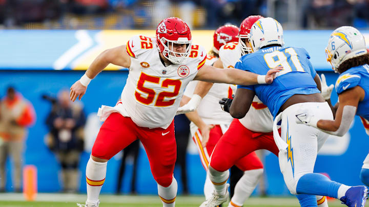 Kansas City Chiefs v Los Angeles Chargers