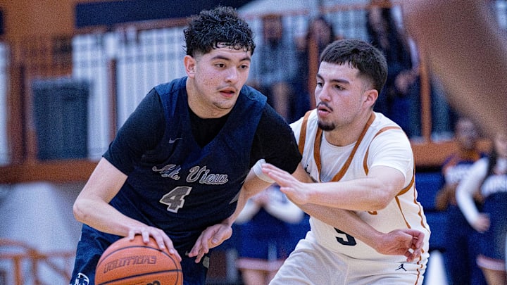 Mountain View’s Raul Rangel (4) dribbles the ball during a District 2-4A boys basketball game against Riverside on Tuesday, Feb. 10, 2026, at Riverside High School in El Paso, Texas. Mountain View’s Raul Rangel (4) dribbles the ball during a District 2-4A boys basketball game against Riverside on Tuesday, Feb. 10, 2026, at Riverside High School in El Paso, Texas.