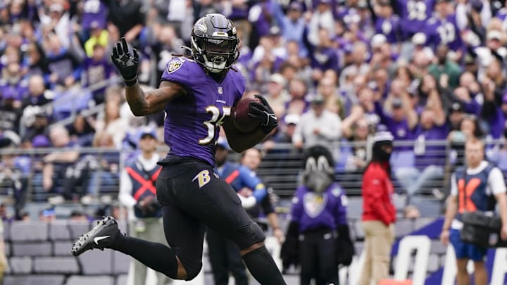 Baltimore Ravens running back Gus Edwards.