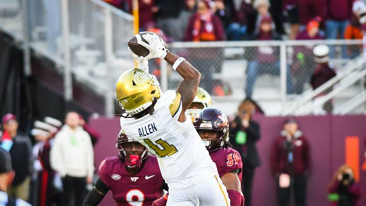 Oct 17, 2026; Blacksburg, Virginia, USA; Georgia Tech Yellow Jackets wide receiver Jordan Allen (4) catches a pass as Virginia Tech Hokies linebacker Terry Wiggins (39) defends during the second quarter at Lane Stadium. Mandatory Credit: Brian Bishop-Imagn Images Oct 17, 2026; Blacksburg, Virginia, USA; Georgia Tech Yellow Jackets wide receiver Jordan Allen (4) catches a pass as Virginia Tech Hokies linebacker Terry Wiggins (39) defends during the second quarter at Lane Stadium. Mandatory Credit: Brian Bishop-Imagn Images