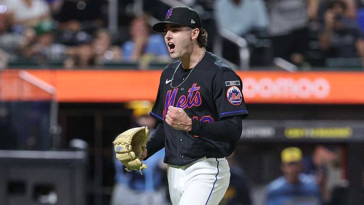 Aug 25, 2026; New York City, New York, USA;  New York Mets starting pitcher Zac Thornton (49) reacts to an inning ending double play in the sixth inning  against the Milwaukee Brewers at Citi Field.  Mandatory Credit: Wendell Cruz-Imagn Images