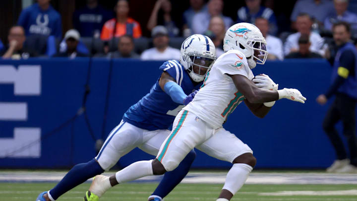 Sep 7, 2025; Indianapolis, Indiana, USA; Miami Dolphins wide receiver Tyreek Hill (10) runs against Indianapolis Colts cornerback Charvarius Ward (7) during the second half at Lucas Oil Stadium. Mandatory Credit: Trevor Ruszkowski-Imagn Images