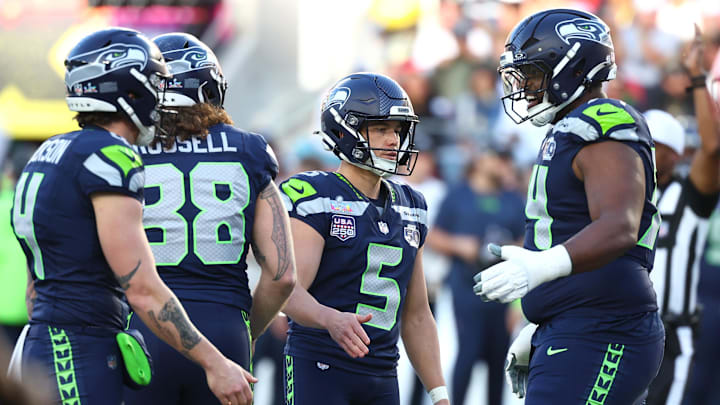 Seattle Seahawks Michael Dickson (4) and place kicker Jason Myers (5) 