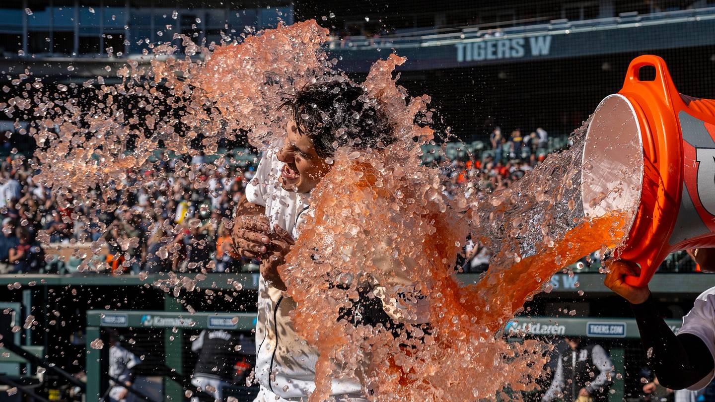 Eduardo Valencia Just Joined Lou Whitaker in Rare Tigers Walk-Off History