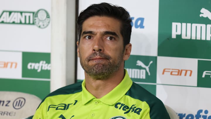 Com elenco curto e problemas, Palmeiras deve intensificar procura por reforços nas próximas semanas. 