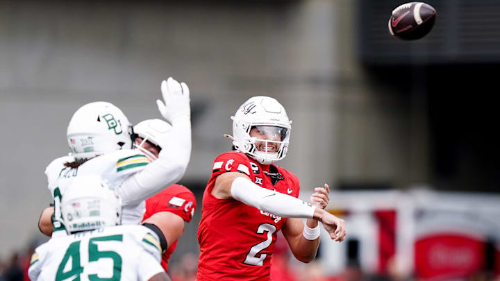 Cincinnati Bearcats quarterback Brendan Sorsby (2) throws a pass in the first quarter of a NCAA men’s football game between the Cincinnati Bearcats and Baylor Bears, Saturday, Oct. 25, 2025, at Nippert Stadium in Cincinnati. Cincinnati Bearcats quarterback Brendan Sorsby (2) throws a pass in the first quarter of a NCAA men’s football game between the Cincinnati Bearcats and Baylor Bears, Saturday, Oct. 25, 2025, at Nippert Stadium in Cincinnati.