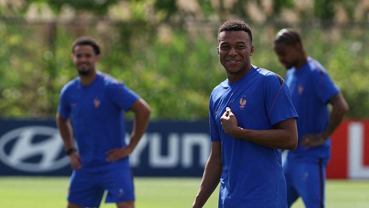 FBL-WC-2026-TRAINING-FRA FBL-WC-2026-TRAINING-FRA