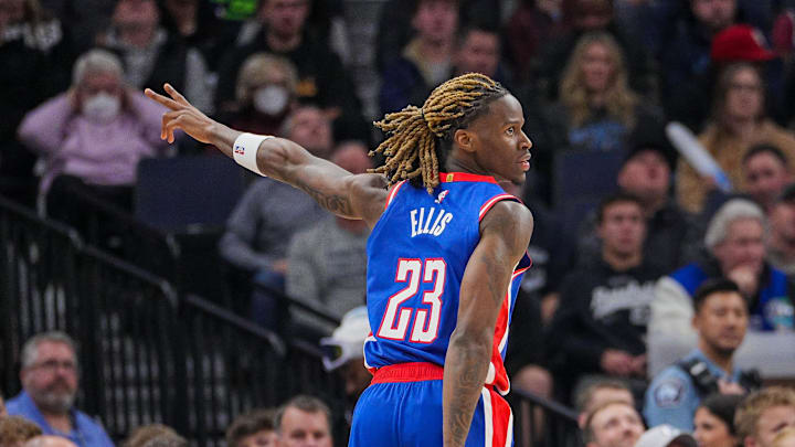 Nov 27, 2024; Minneapolis, Minnesota, USA; Sacramento Kings guard Keon Ellis (23) celebrates after his basket against the Minnesota Timberwolves in the second quarter at Target Center. Nov 27, 2024; Minneapolis, Minnesota, USA; Sacramento Kings guard Keon Ellis (23) celebrates after his basket against the Minnesota Timberwolves in the second quarter at Target Center.