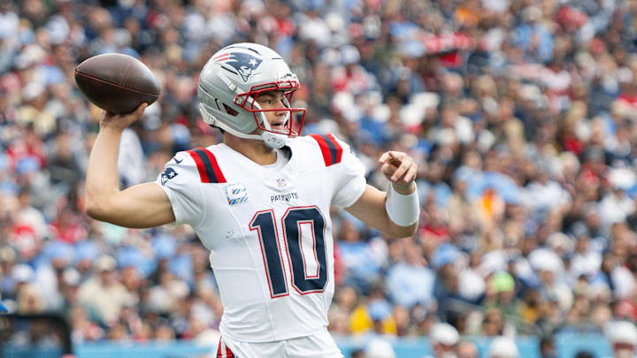 New England Patriots quarterback Drake Maye (10) throws a pass against the Tennessee Titans during the first half at Nissan Stadium. 