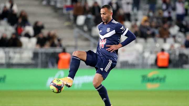 O volante estava no futebol francês