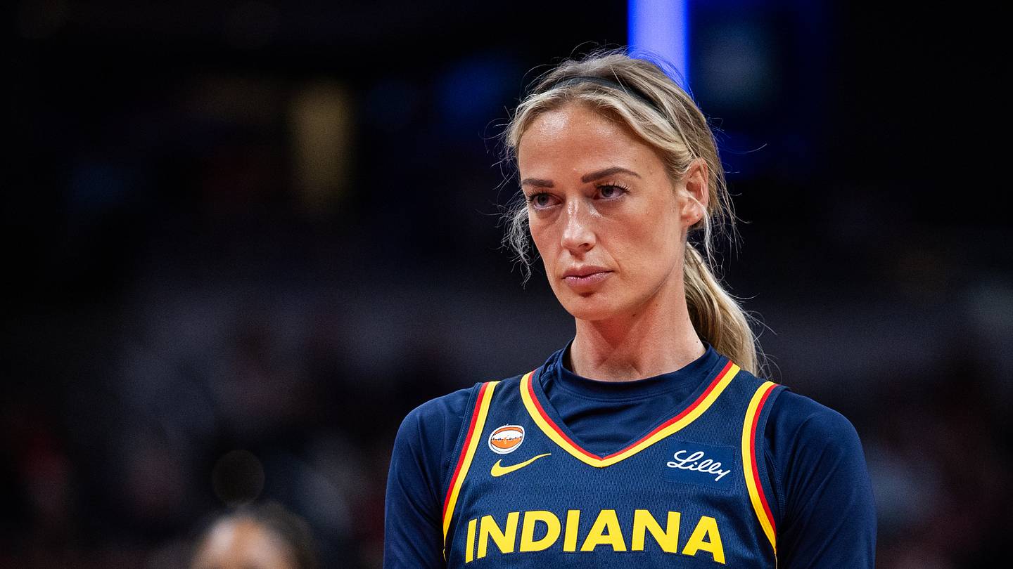 صوفي كننغهام تتخلى عن الحكمة في التعامل مع الاهتمام الضخم لـ WNBA صوفي كننغهام تتخلى عن الحكمة في التعامل مع الاهتمام الضخم لـ WNBA