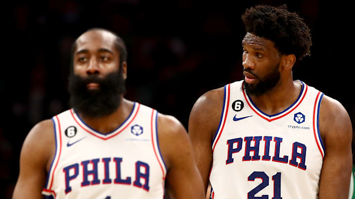 Embiid y Harden vivieron una mala noche