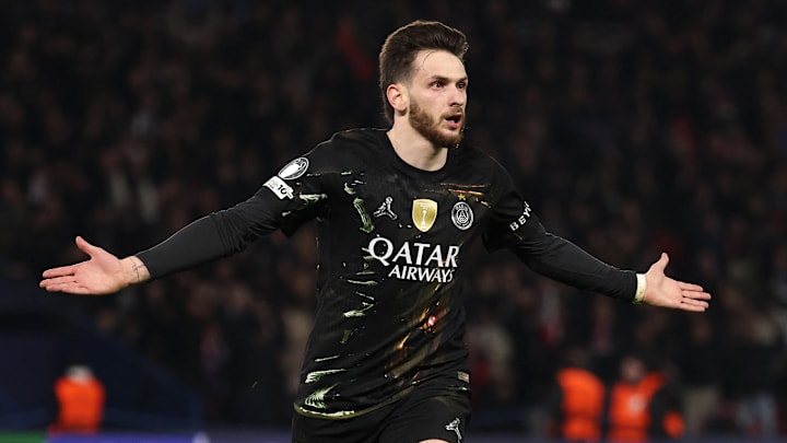 TOPSHOT-FBL-EUR-C1-PSG-CHELSEA