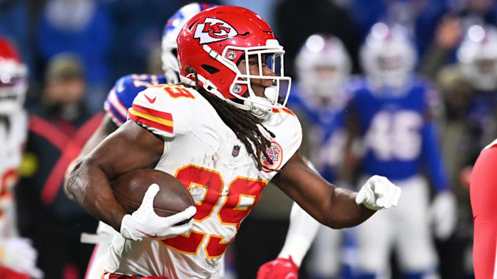 Kansas City Chiefs running back Kareem Hunt (29) runs with the ball in the second half against the Buffalo Bills at Highmark Stadium. Kansas City Chiefs running back Kareem Hunt (29) runs with the ball in the second half against the Buffalo Bills at Highmark Stadium.