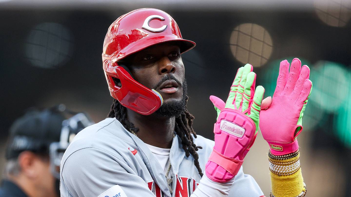 This Red Sox trade package for Elly De La Cruz could force the Reds hand