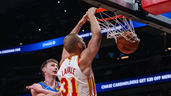Oct 12, 2026; Atlanta, Georgia, USA; Atlanta Hawks center Jock Landale (31) dunks against Oklahoma City Thunder guard Josh Dix (21) during the first quarter at State Farm Arena. Mandatory Credit: Jordan Godfree-Imagn Images Oct 12, 2026; Atlanta, Georgia, USA; Atlanta Hawks center Jock Landale (31) dunks against Oklahoma City Thunder guard Josh Dix (21) during the first quarter at State Farm Arena. Mandatory Credit: Jordan Godfree-Imagn Images