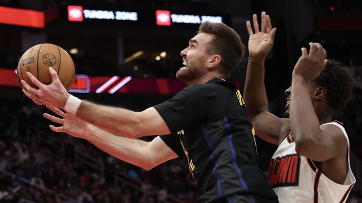 Feb 13, 2025; Houston, Texas, USA; Golden State Warriors guard Pat Spencer (61) shoots against Houston Rockets forward Jae'Sean Tate (8) in the first half at Toyota Center. Mandatory Credit: Thomas Shea-Imagn Images Feb 13, 2025; Houston, Texas, USA; Golden State Warriors guard Pat Spencer (61) shoots against Houston Rockets forward Jae'Sean Tate (8) in the first half at Toyota Center. Mandatory Credit: Thomas Shea-Imagn Images