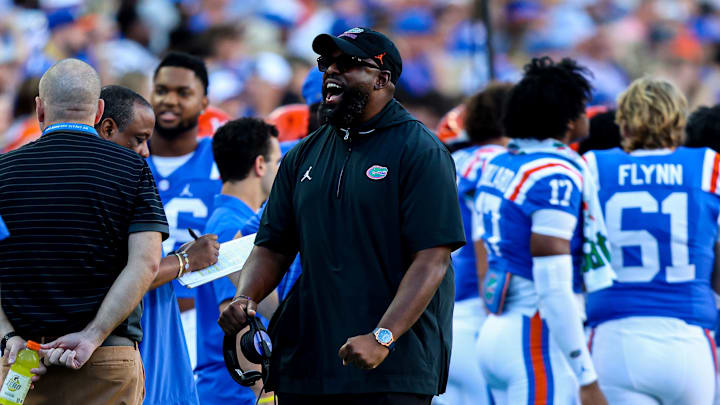 Defensive line coach Gerald Chatman will be retained under new Florida Gators head coach Jon Sumrall.