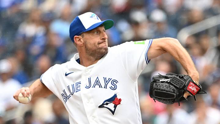 Aug 30, 2026; Toronto, Ontario, CAN; Toronto Blue Jays starting pitcher Max Scherzer (31) delivers a pitch against the Seattle Mariners in the first inning at Rogers Centre. Mandatory Credit: Dan Hamilton-Imagn Images Aug 30, 2026; Toronto, Ontario, CAN; Toronto Blue Jays starting pitcher Max Scherzer (31) delivers a pitch against the Seattle Mariners in the first inning at Rogers Centre. Mandatory Credit: Dan Hamilton-Imagn Images