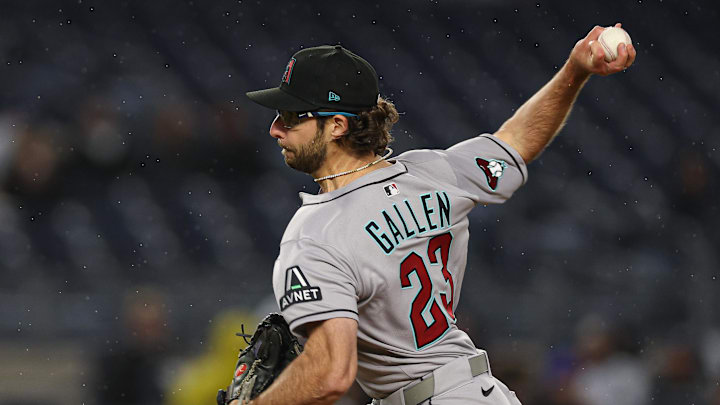 Arizona Diamondbacks starting pitcher Zac Gallen (23) delivers a pitch during the first inning against the New York Yankees at Yankee Stadium. 