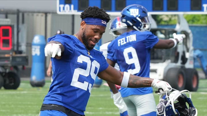 Did NY Giants running back Tyrone Tracy Jr. best his teammates in their recent bowling excursion? 