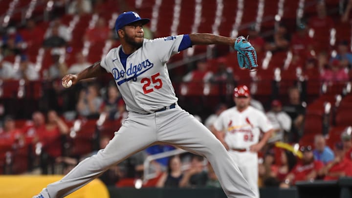 Sep 7, 2021; St. Louis, Missouri, USA; Los Angeles Dodgers relief pitcher Neftali Feliz (25) pitches against the St. Louis Cardinals during the ninth inning at Busch Stadium. Mandatory Credit: Joe Puetz-Imagn Images