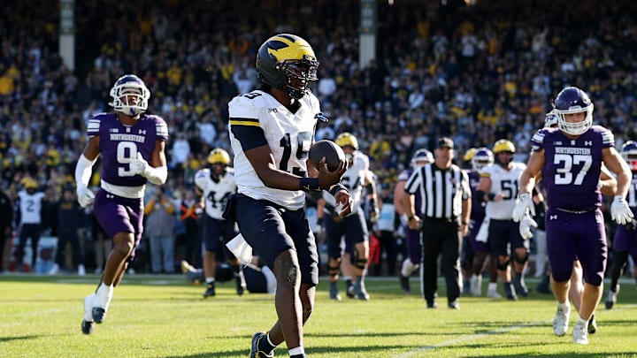 Michigan v Northwestern Michigan v Northwestern