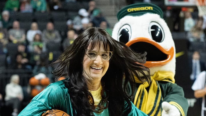 Former Duck Sabrina Ionescu wears a disguise for Oregon Bingo at halftime of the Oregon Army women’s game at Matthew Knight Arena in Eugene Nov. 16, 2025. Former Duck Sabrina Ionescu wears a disguise for Oregon Bingo at halftime of the Oregon Army women’s game at Matthew Knight Arena in Eugene Nov. 16, 2025.