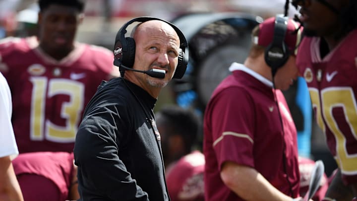 Oct 21, 2017; Tallahassee, FL, USA; Florida State Seminoles defensive coordinator Charles Kelly during the second half against the Louisville Cardinals at Doak Campbell Stadium. Mandatory Credit: Melina Vastola-Imagn Images Oct 21, 2017; Tallahassee, FL, USA; Florida State Seminoles defensive coordinator Charles Kelly during the second half against the Louisville Cardinals at Doak Campbell Stadium. Mandatory Credit: Melina Vastola-Imagn Images