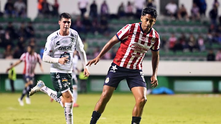 Los pronósticos de León vs Chivas en la Jornada 2