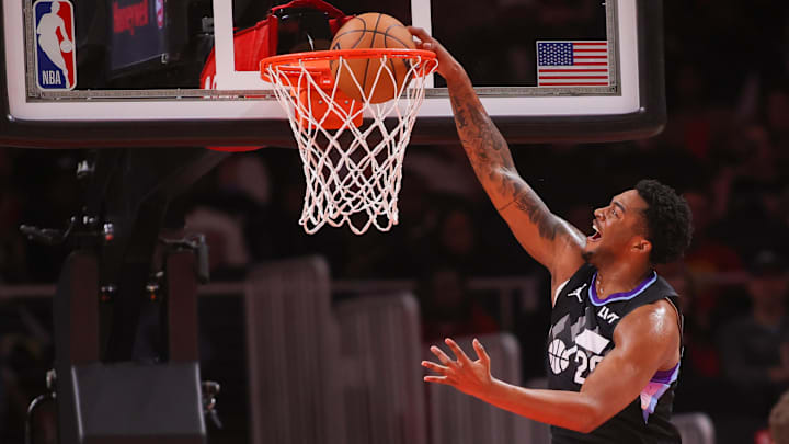 Apr 6, 2025; Atlanta, Georgia, USA; Utah Jazz forward Brice Sensabaugh (28) dunks against the Atlanta Hawks in the second quarter at State Farm Arena. Mandatory Credit: Brett Davis-Imagn Images