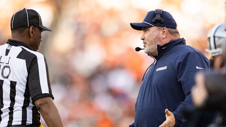 Sep 8, 2024; Cleveland, Ohio, USA; Dallas Cowboys head coach Mike McCarthy argues with line judge Julian Mapp (10) during the third quarter against the Cleveland Browns at Huntington Bank Field. Mandatory Credit: Scott Galvin-Imagn Images