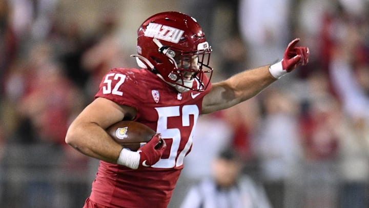 Sep 20, 2024; Pullman, Washington, USA; Washington State Cougars linebacker Kyle Thornton (52) celebrate after a play against the San Jose State Spartans in the second half at Gesa Field at Martin Stadium. Mandatory Credit: James Snook-Imagn Images Sep 20, 2024; Pullman, Washington, USA; Washington State Cougars linebacker Kyle Thornton (52) celebrate after a play against the San Jose State Spartans in the second half at Gesa Field at Martin Stadium. Mandatory Credit: James Snook-Imagn Images