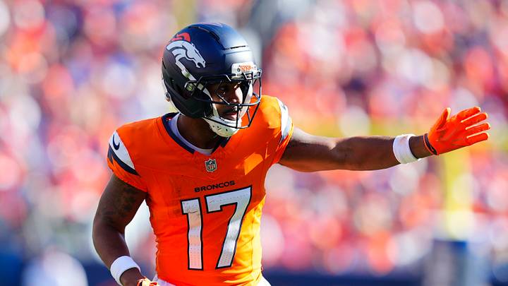 Denver Broncos wide receiver Jaylen Waddle.